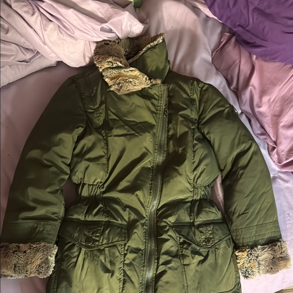 Catherine Malandrino Green and Cream Puffer Jacket with Faux Fur Trim